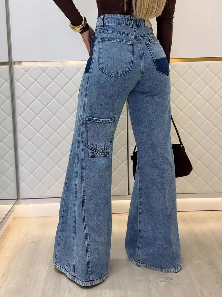 Stylish Light Blue High-Waisted Flared Jeans for a Chic Look