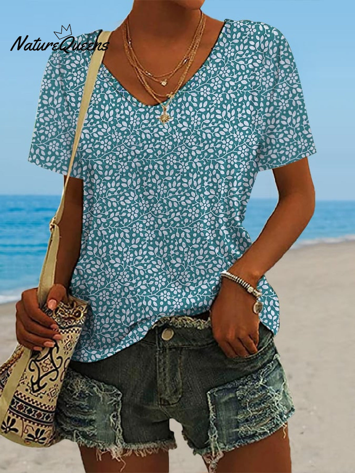 🔥Best Match🔥Women's Hawaiian Vacation Print Casual V-Neck T-Shirt